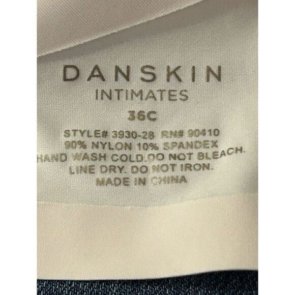 Danskin DS3930 Lined Wireless T Shirt Bra Wire-free Size 38C DS3930 - Picture 3 of 3